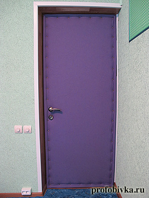 Обивка дверей: как обшить двери дермантином своими руками пошагово, фото, видео » эталон62.рф
